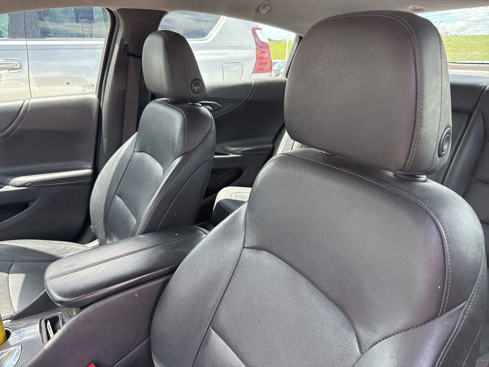 Used 2016 SUMMIT WHITE Chevrolet LT image 10