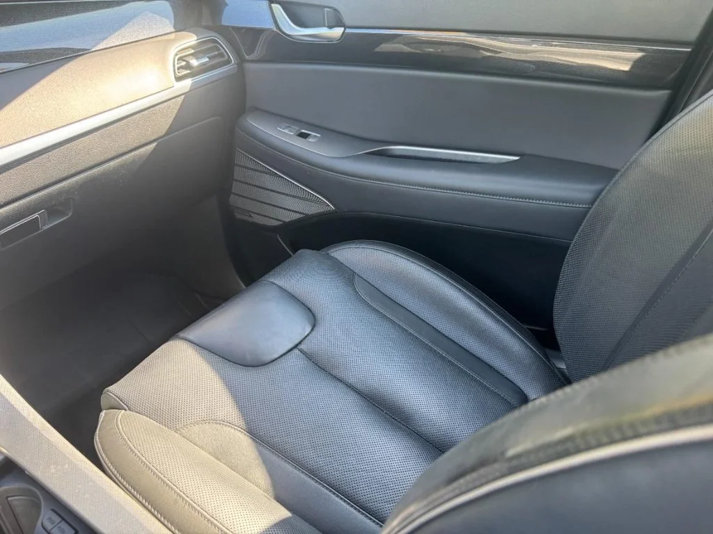 Used 2022 Gray Hyundai Limited image 17