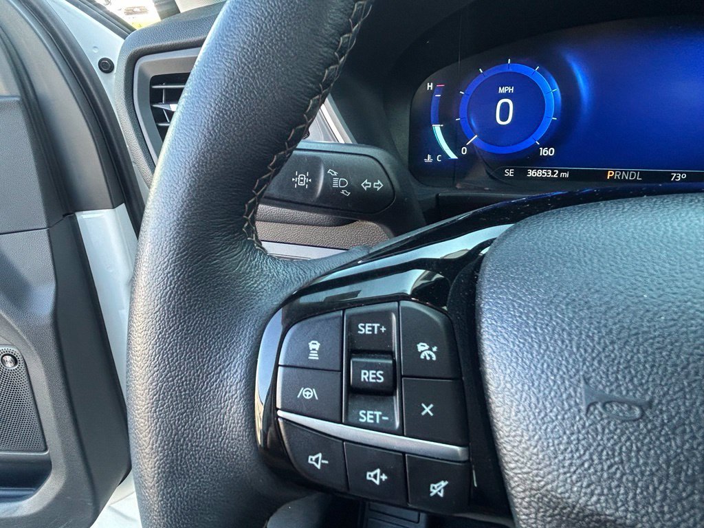 Used 2022 White Metallic Ford Titanium image 14