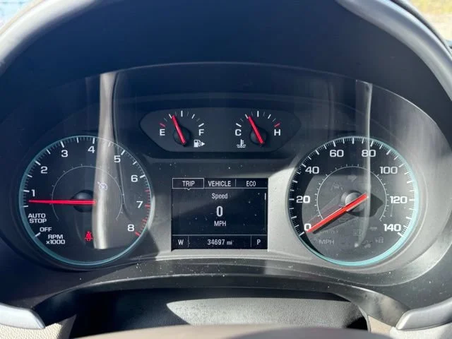 Used 2025 Summit White Chevrolet 1LT image 27