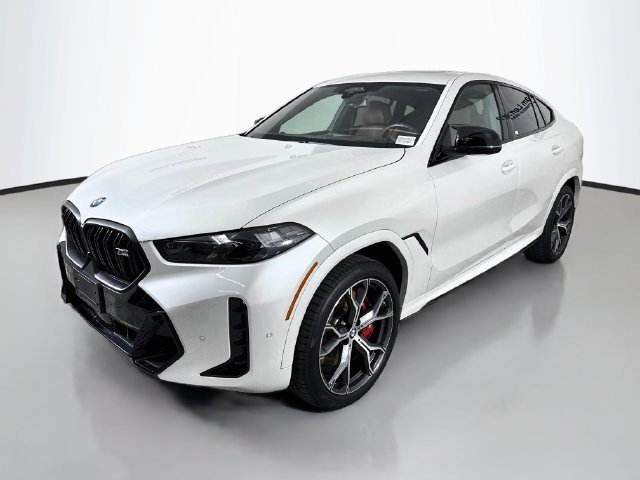Used 2024 White Metallic BMW M60i image 3
