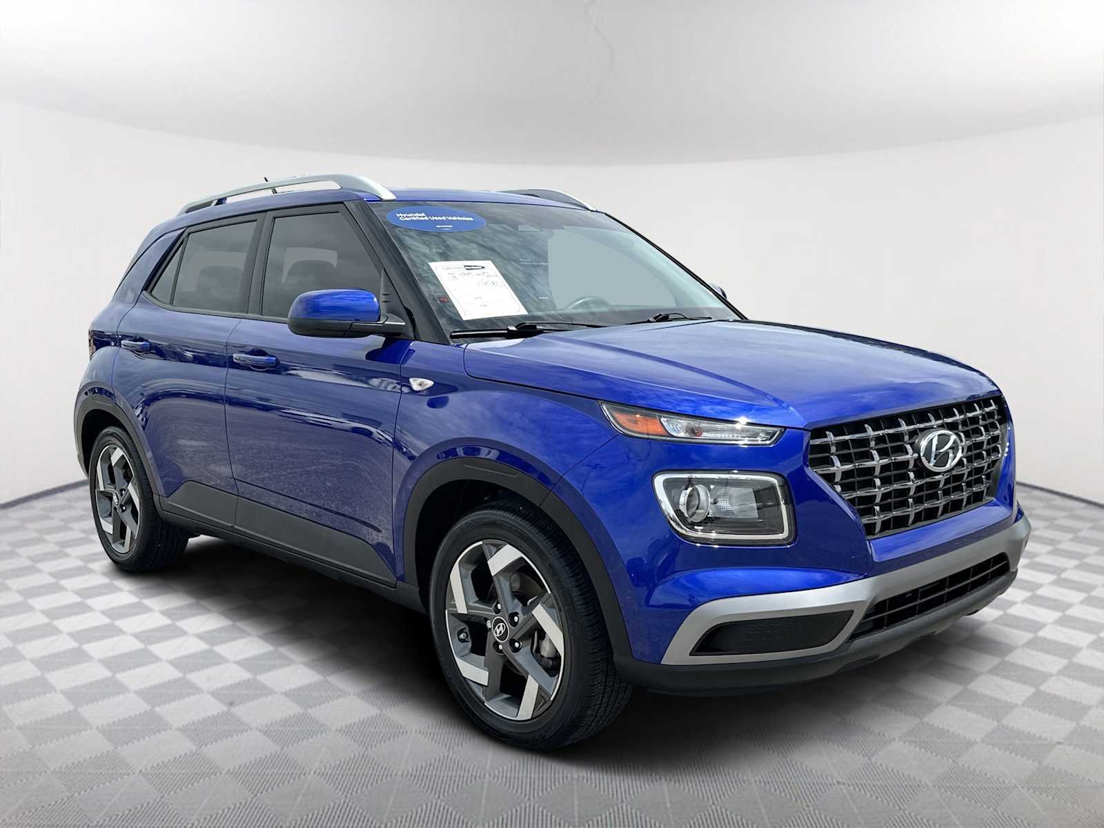 2024 Hyundai Venue SEL IVT's photo