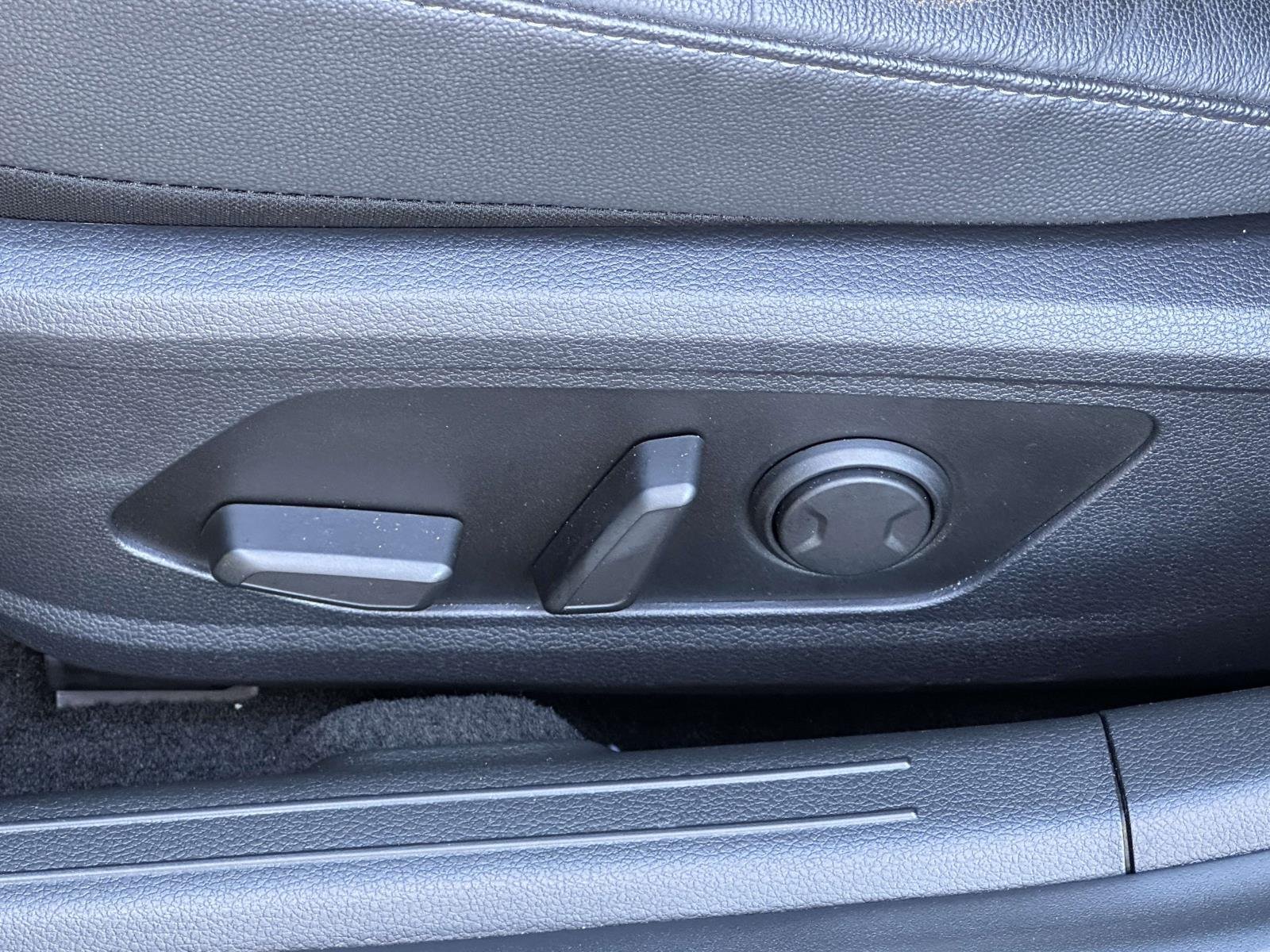 2024 Hyundai Sonata Hybrid Limited - Photo 24