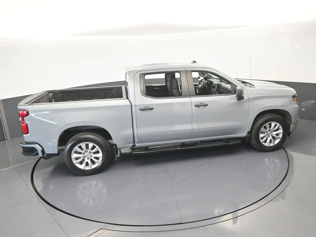 Used 2024 Slate Gray Metallic Chevrolet Custom image 55
