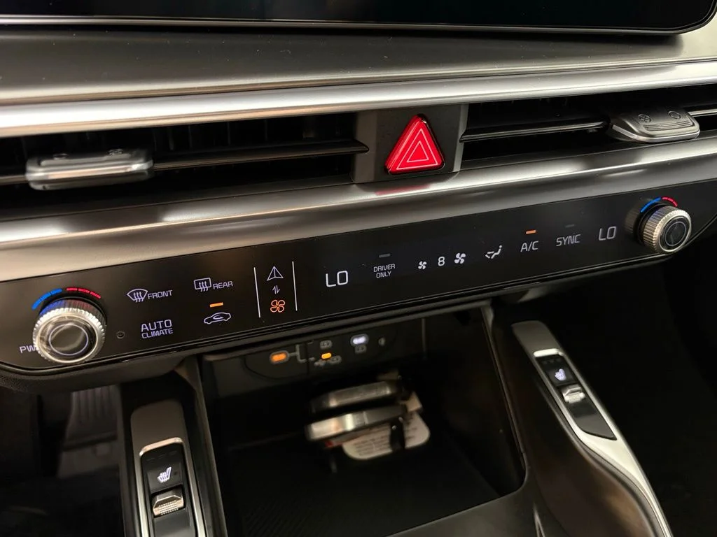 New 2026 Mineral Blue Kia EX image 28