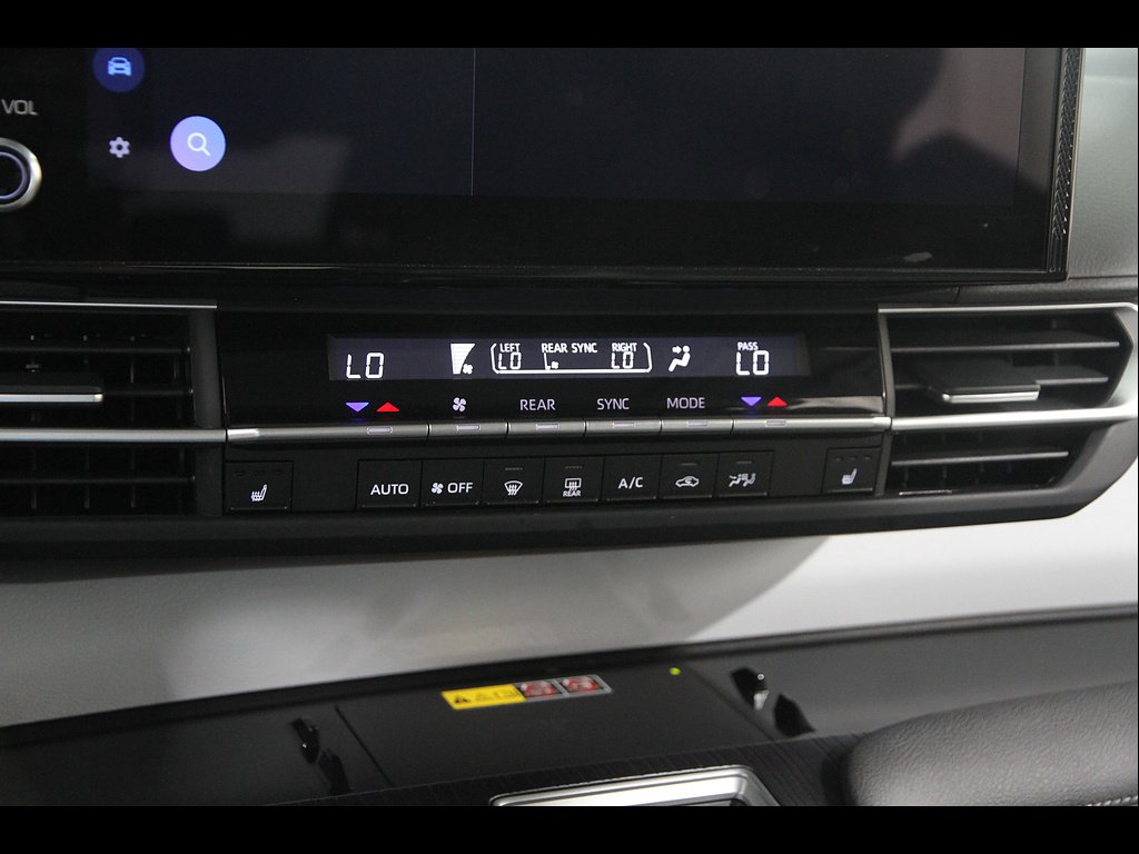 Used 2026 Cypress Toyota XLE 8-Passenger image 14