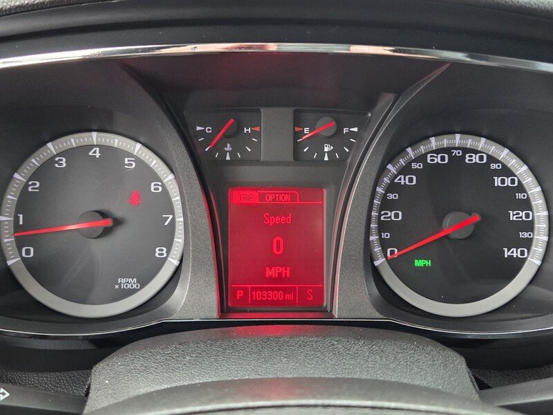 Used 2014 Summit White GMC FWD 4DR SLE W/SLE-2 image 31