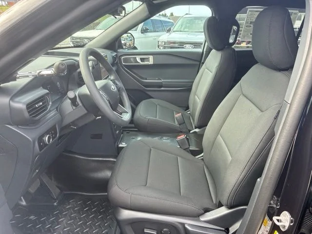 New 2026 Black Ford 4DR AWD POLICE image 15