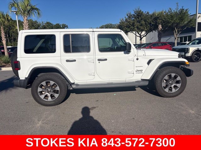 Used 2019 White Jeep Unlimited Sahara image 4