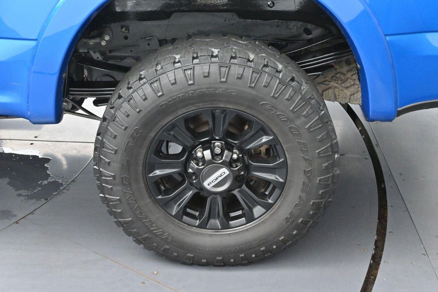 Used 2021 Velocity Blue Ford Platinum image 33