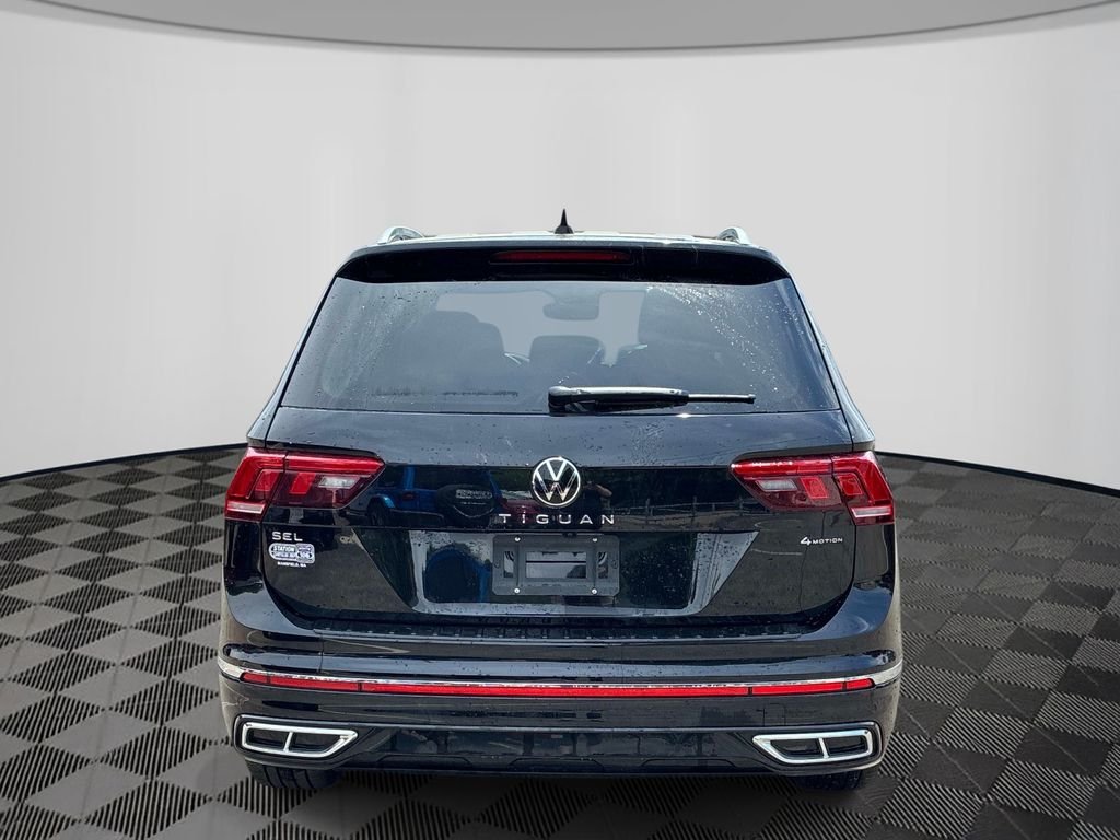 Used 2024  Volkswagen 2.0T SEL R-Line image 6