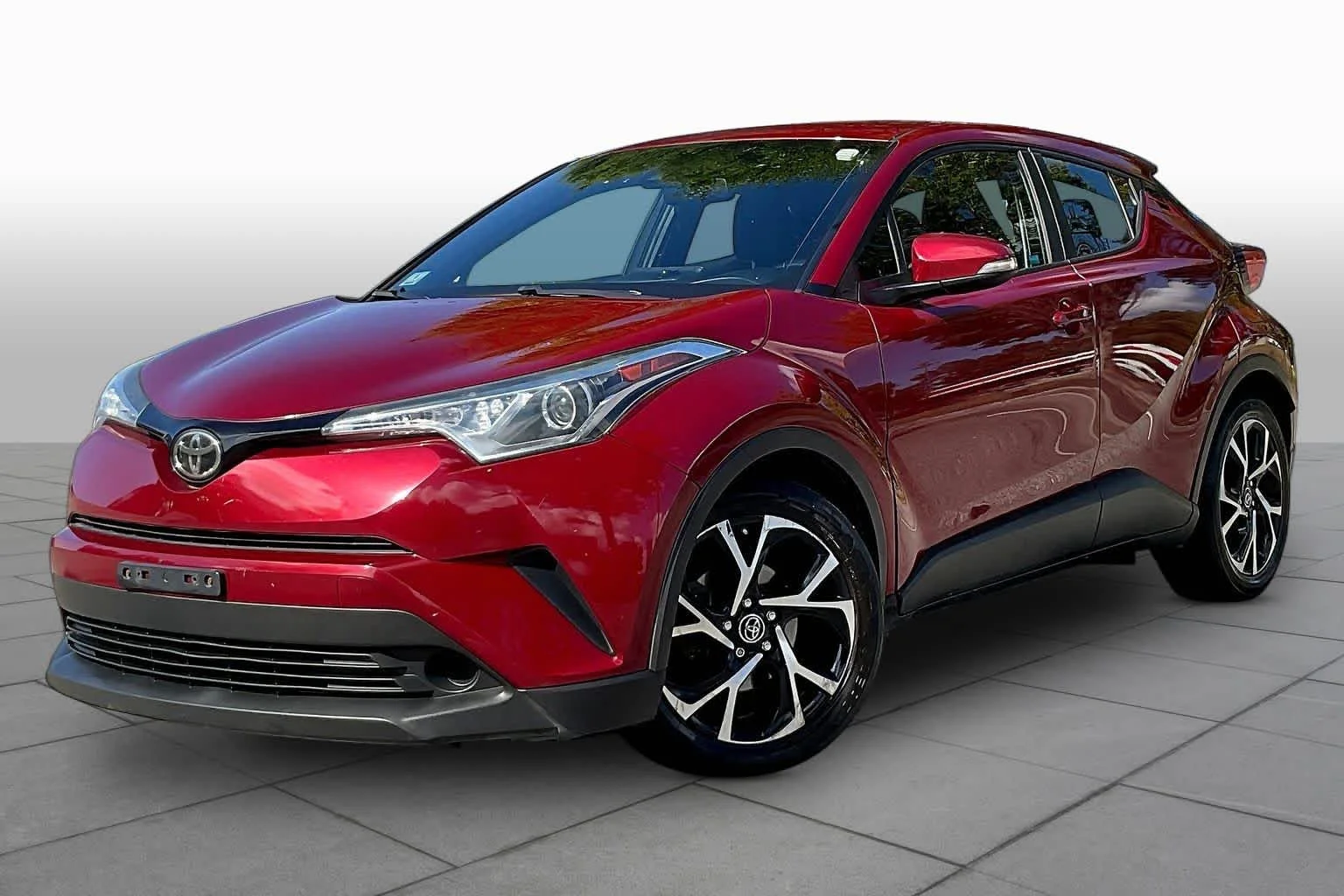 Pre-Owned 2018 Toyota C-HR XLE