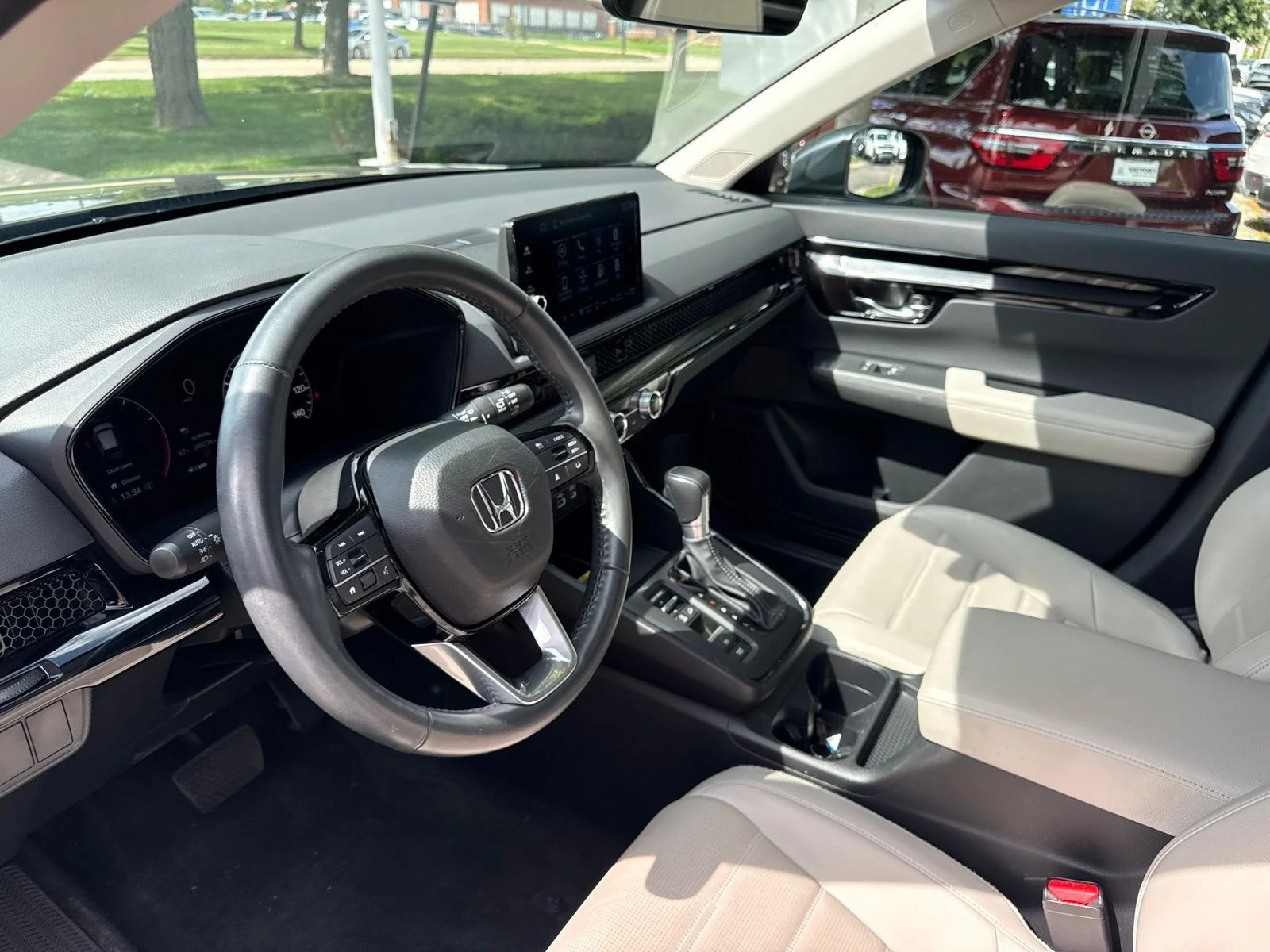 Used 2024 Still Night Pearl Honda EX-L image 14