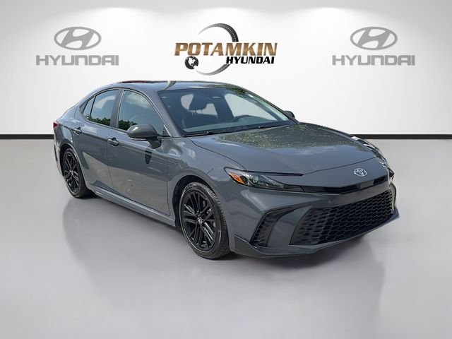 Used 2025 Gray Toyota SE image 3