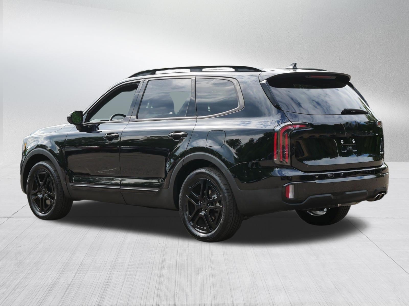Used 2025 Ebony Black Kia SX-Prestige X-Line image 5