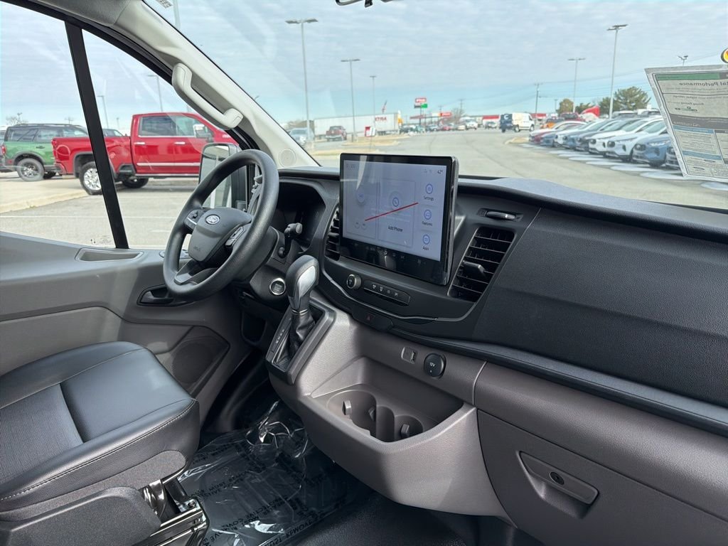New 2026 Oxford White Ford Cargo Van image 17