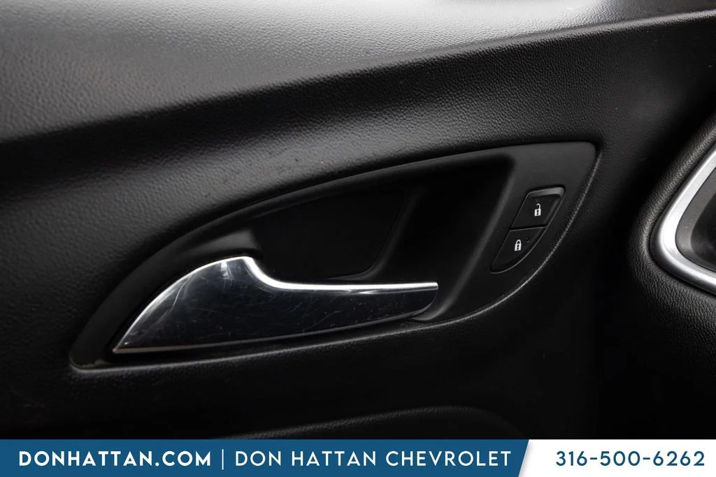 Used 2018 Gray Chevrolet LT image 11