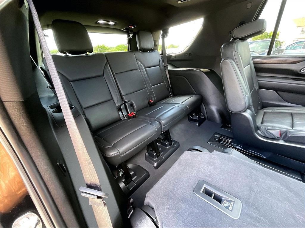 Used 2022 Black Chevrolet LT image 17