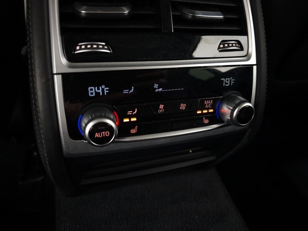 2020 BMW 745E - Image 40