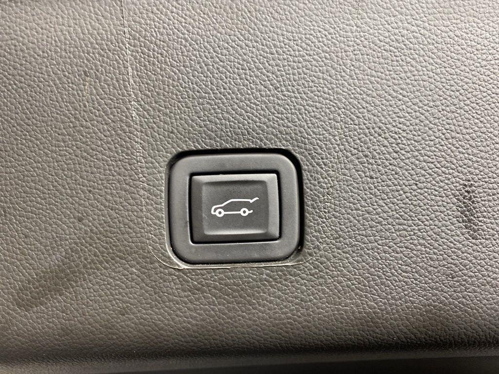 Used 2023 Summit White Chevrolet LT image 29