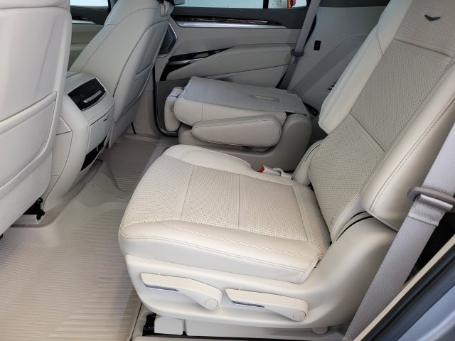 2026 Cadillac Escalade Platinum Sport - Photo 15