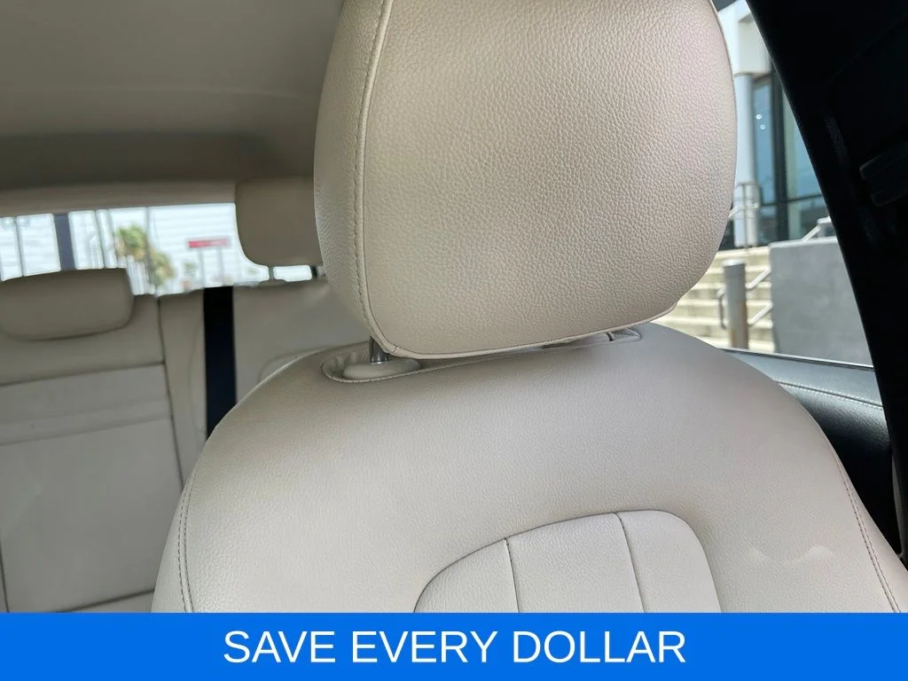 Used 2020  Mercedes-Benz GLB 250 image 19