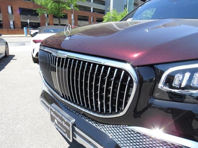 Certified Used 2022 Obsidian Black Metallic Mercedes-Benz Maybach GLS 600 image 29