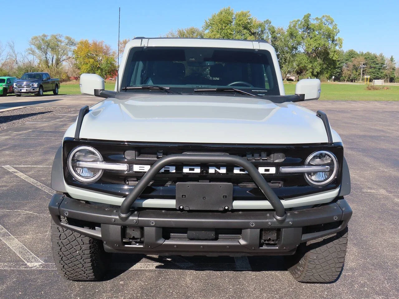 Used 2023 Cactus Gray Ford Outer Banks Advanced 4x4 2dr SUV image 2