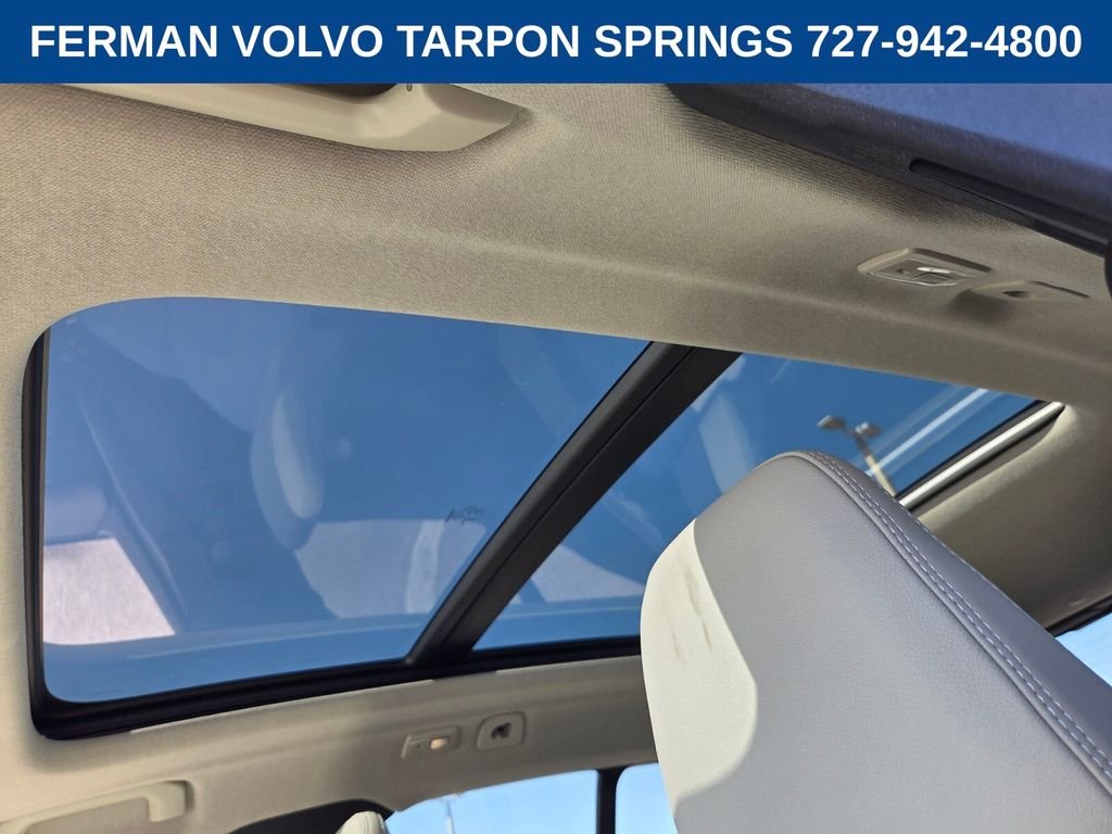 2026 Volvo XC40 Plus - Photo 23