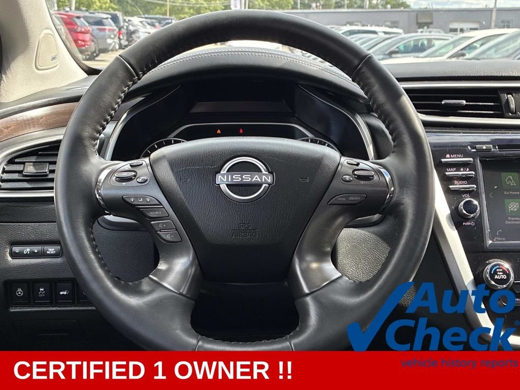 Used 2023 Black Nissan Platinum image 20