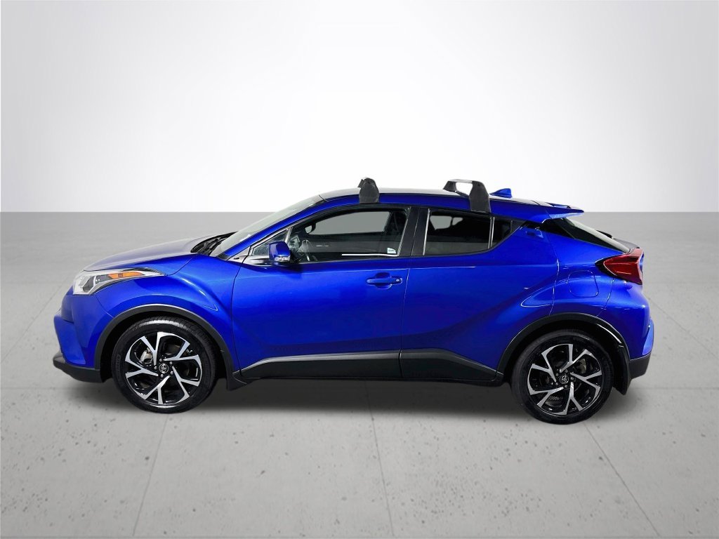 Used 2018 Blue Toyota XLE image 9