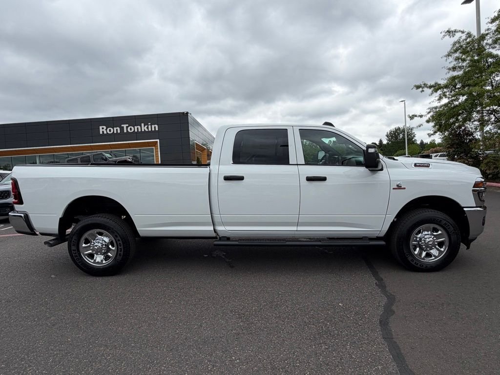 New 2026 Bright White Clear-Coat Exterior Paint RAM Tradesman image 8