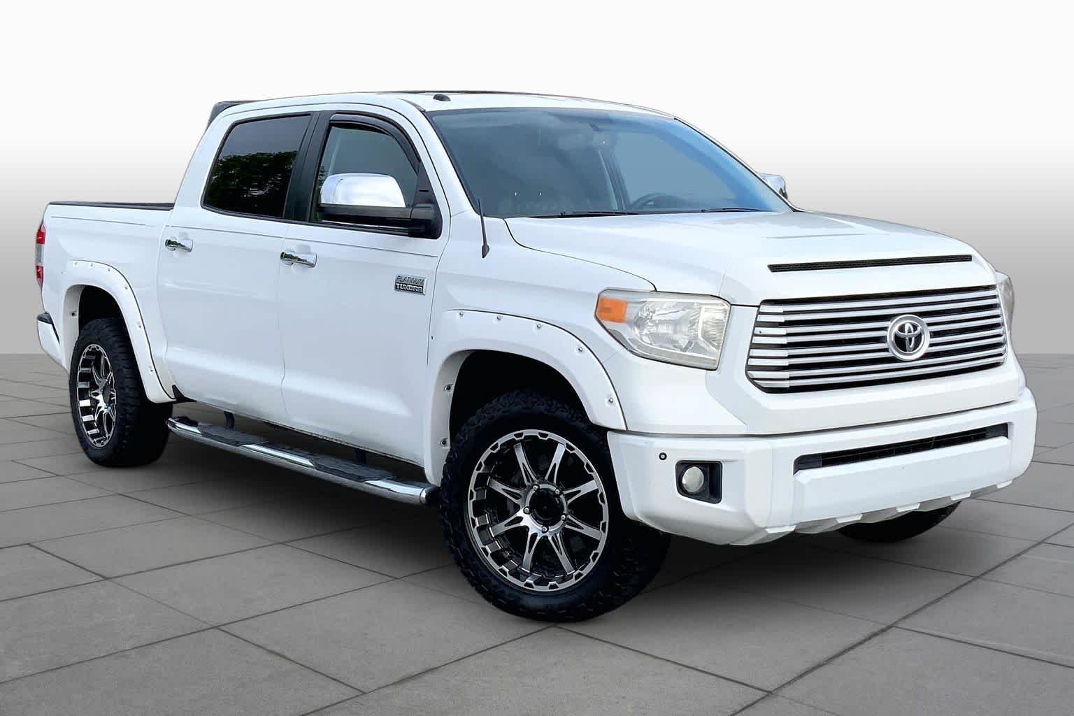Used 2016 Super White Toyota Platinum image 3