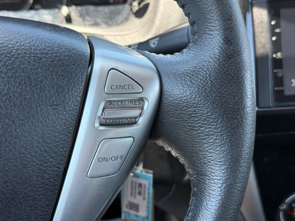Used 2015 Silver Nissan SV image 29