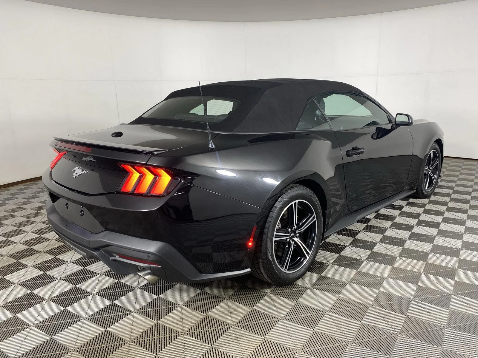 Used 2024 Shadow Black Ford EcoBoost Premium image 7