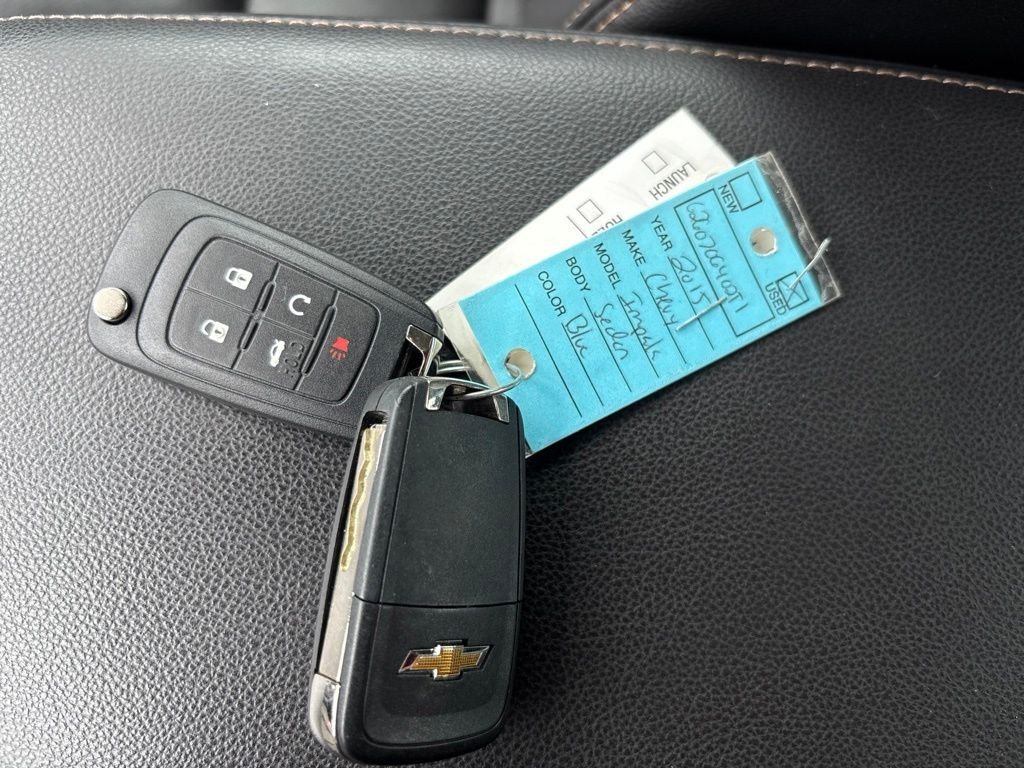 Used 2015 Blue Chevrolet LTZ image 29