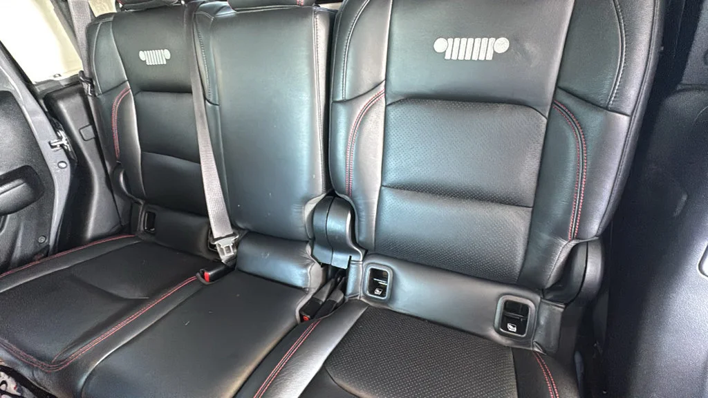 Certified Used 2021 Gray Jeep Rubicon image 25