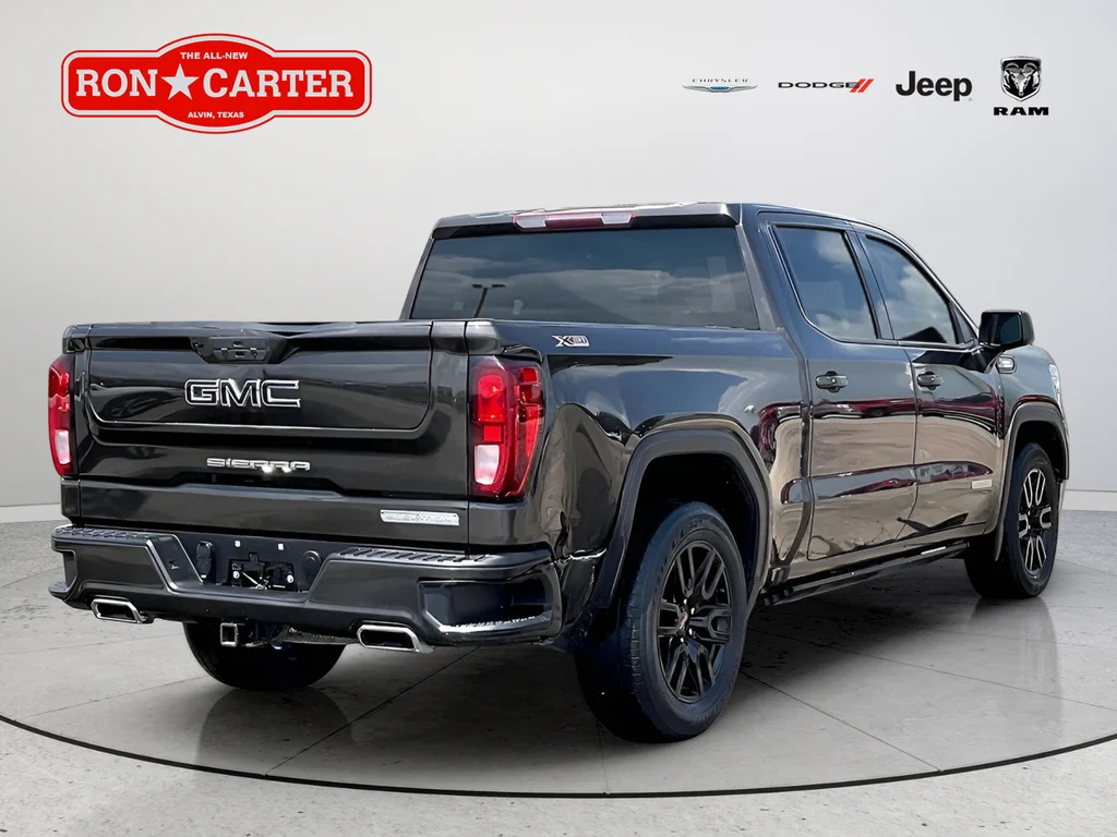 Used 2021 Brown GMC Elevation image 6