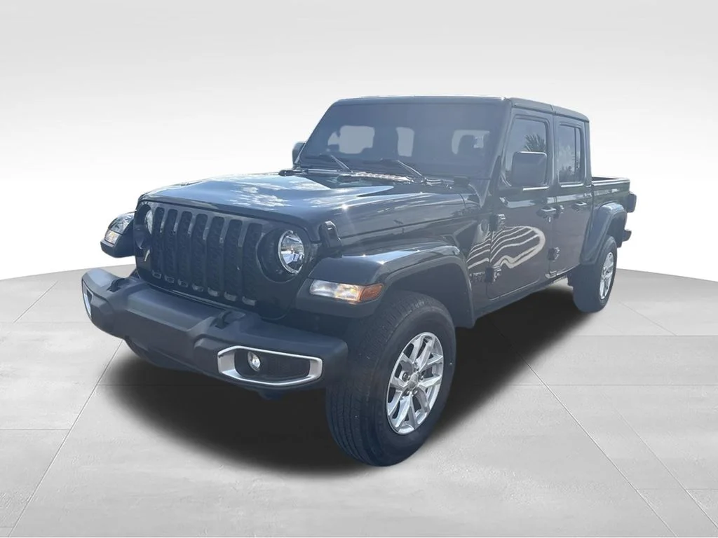 Certified Used 2023 Black Jeep Sport S image 8