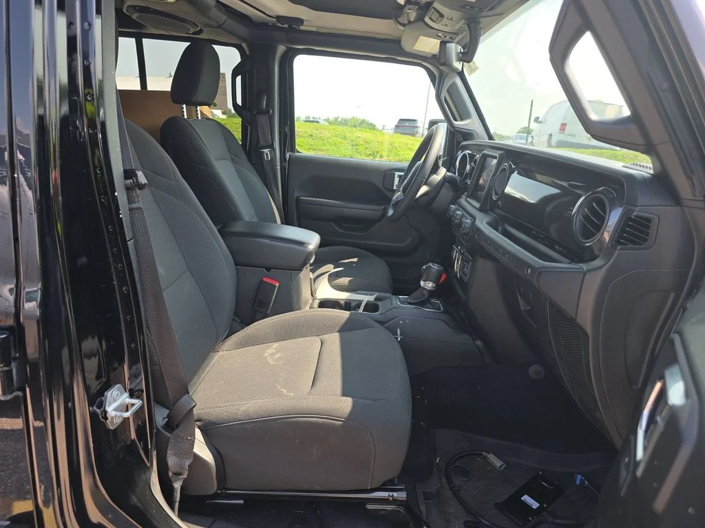 Used 2023 Black Jeep Sport image 5