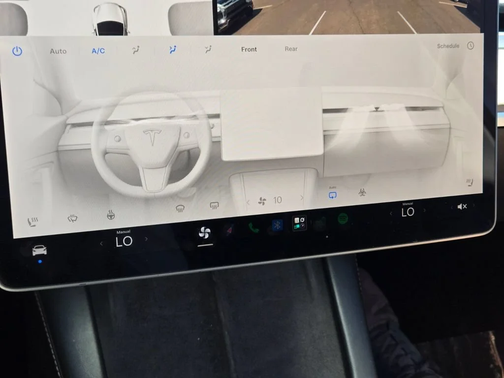 Used 2023 White Tesla Long Range image 22