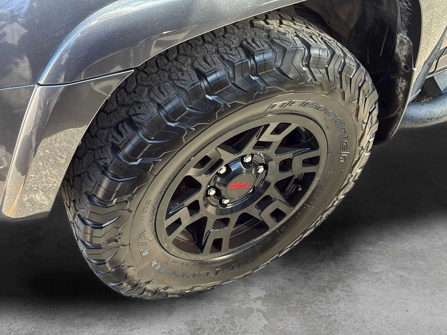Used 2022 Magnetic Gray Metallic Toyota TRD Off Road Premium image 21