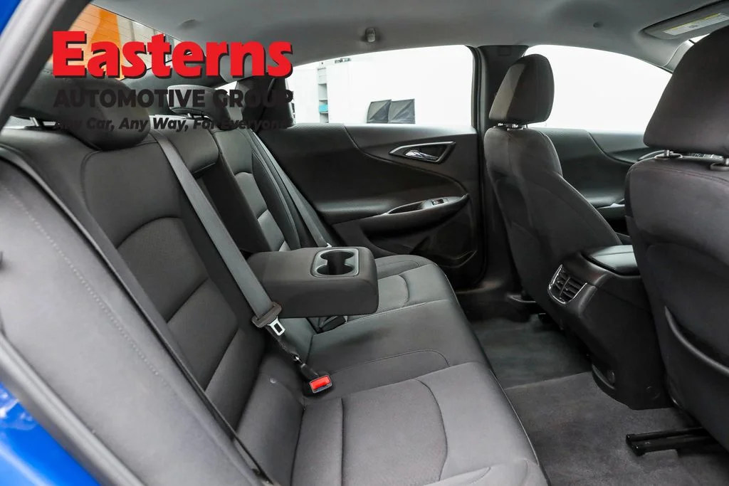 Used 2023 Blue Chevrolet LT image 22