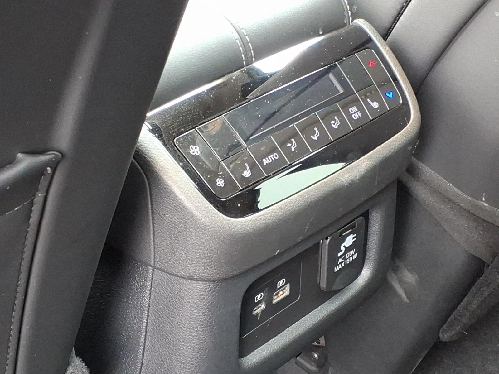 Certified Used 2025 Silver INFINITI Sensory image 25