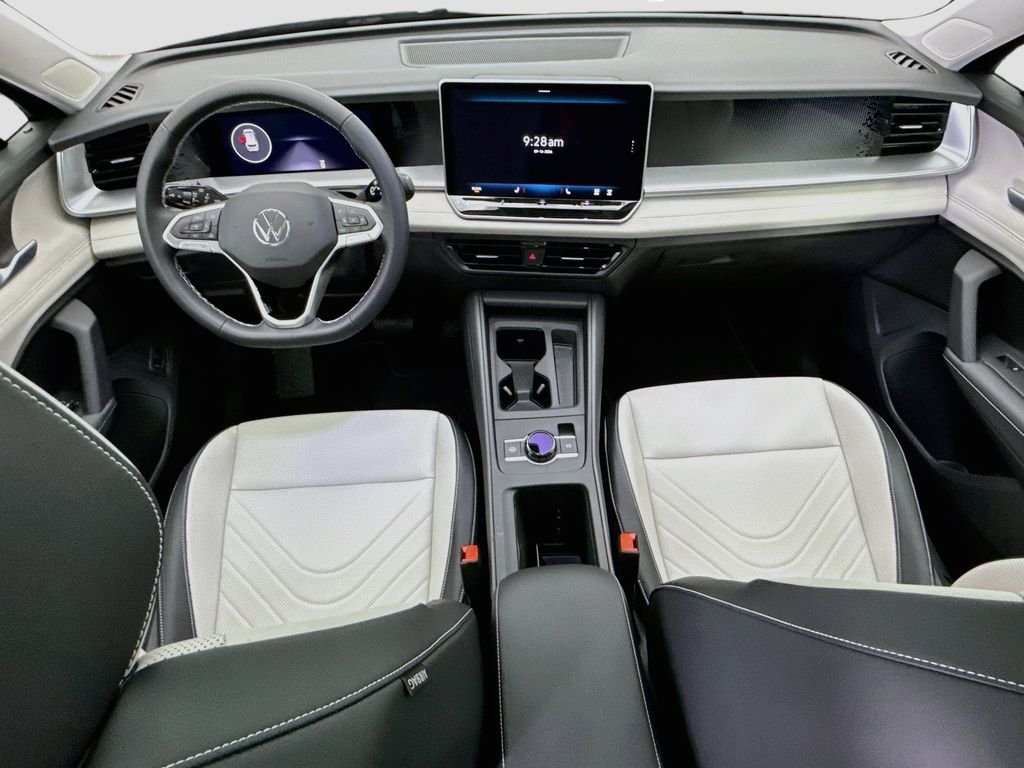 New 2026 Deep Black Pearl Volkswagen SE image 13