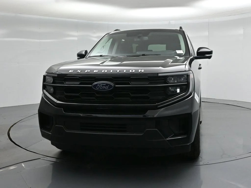 New 2026 Agate Black Metallic Ford Active image 39