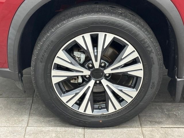 Used 2022 Red Nissan SV image 6