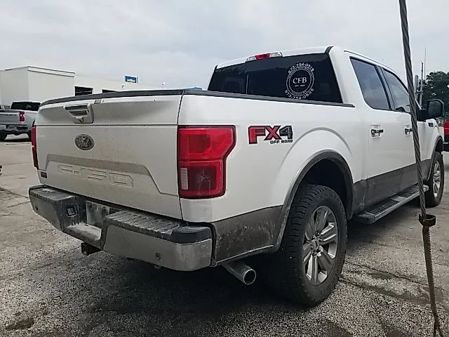 Used 2018 White Ford Lariat image 23