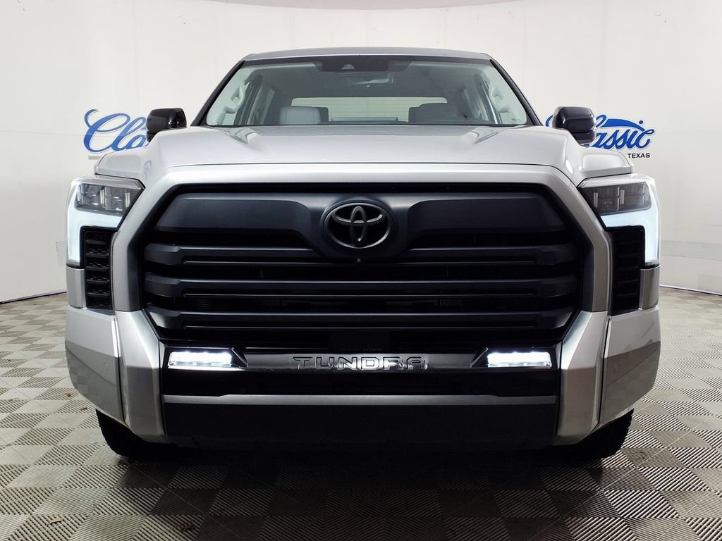 Used 2024 Celestial Silve Toyota Limited image 3