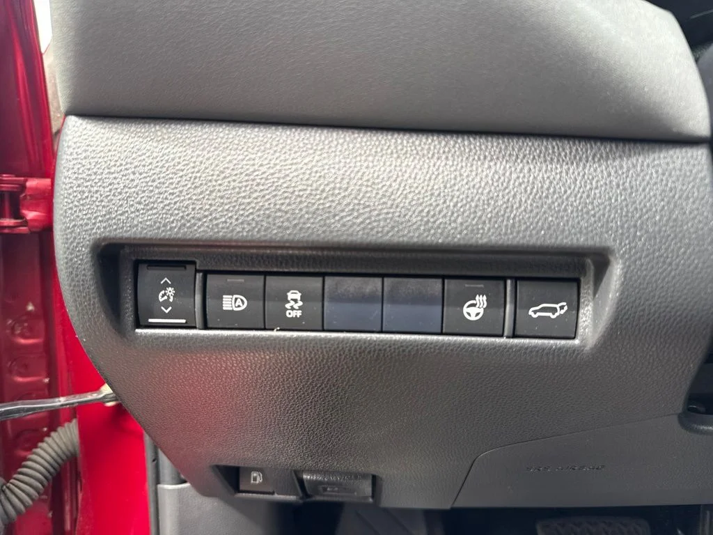 Used 2021 Ruby Flare Pearl Toyota XLE image 17